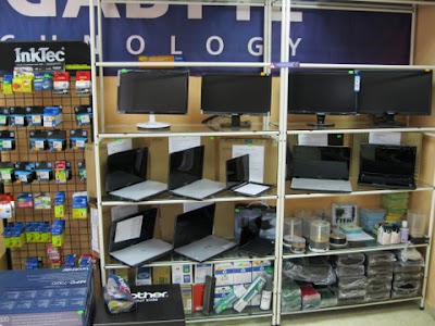 Photos of Stan-Com