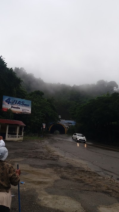 Photos of Stop El Tunel