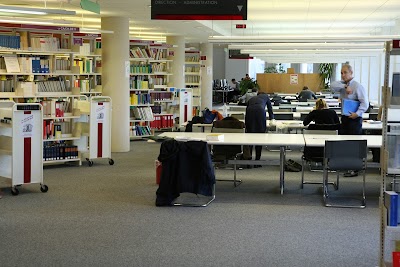 Photos of Universit&eacute; de Gen&egrave;ve / Uni Mail