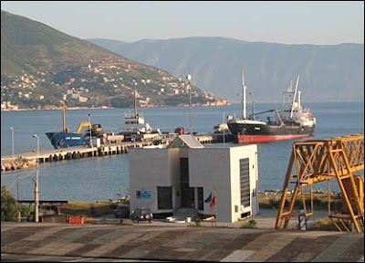 Photos of Port of Vlor&euml;
