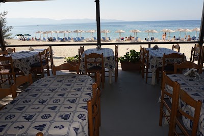 Photos of Tabern - Beach Bar Krystalis / &Tau;&alpha;&beta;έ&rho;&nu;&alpha; Beach Bar &Kappa;&rho;&upsilon;&sigma;&tau;ά&lambda;&eta;&sigmaf;