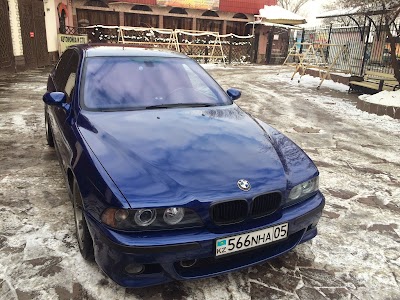 Photos of ///M - Разбор