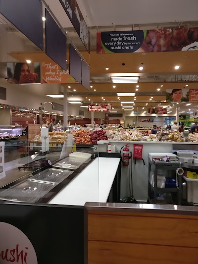 Photos of Woolworths Geelong West (Pakington Strand)