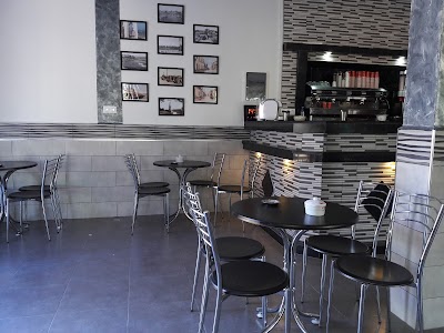 Photos of Caf&eacute; Les Palmiers Bachir Roukhou