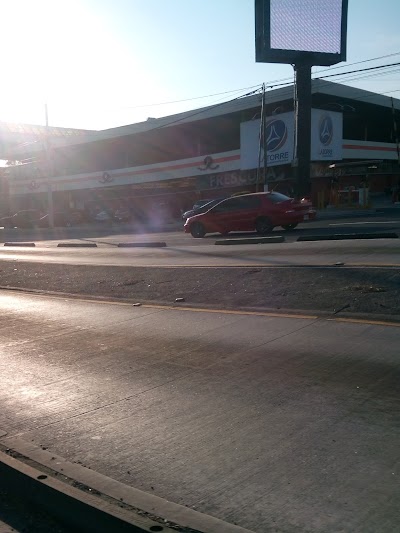 Photos of Mini Muni Galerias South