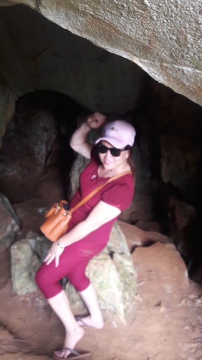Photos of Nang Oua Khiam Cave