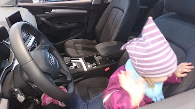 Photos of Volkswagen Center Turku