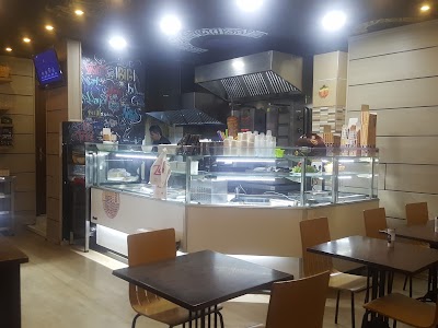 Photos of Abracadabra D&ouml;ner (Kebab)
