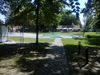 Photos of Strandf&uuml;rdő