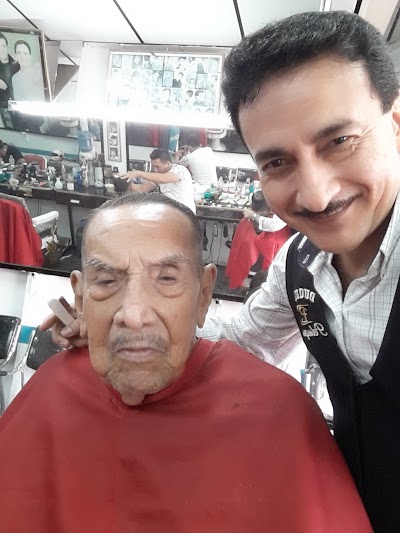 Photos of Peluqueria Los Duques