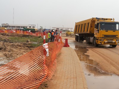Photos of Tema Motorway Roundabout