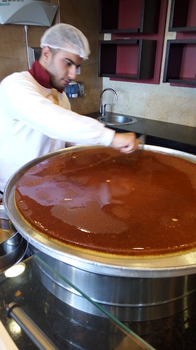 Photos of L'abeille D'Or