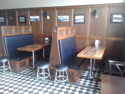 Photos of Courthouse Hotel