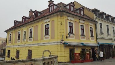 Photos of Golden Lion Restaurant
