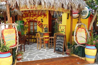 Photos of beach bar island