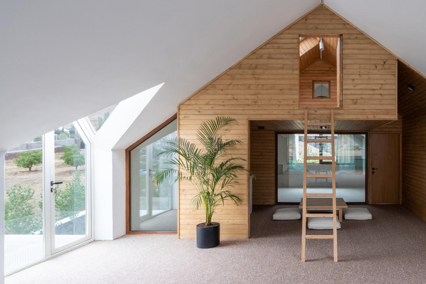 panoramic window house plan