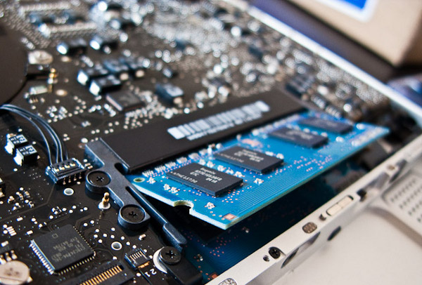 Upgrading Mac RAM
