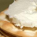 https://cdn1.healthaliciousness.com/articles/images/goat-cheese.jpg