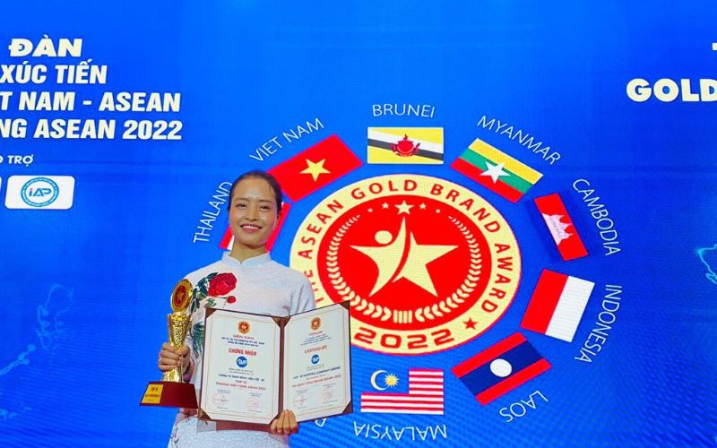  Bệnh viện Việt - Bỉ tiếp tục vinh dự đón nhận Giải thưởng Top 10 thương hiệu vàng ASEAN 2022 