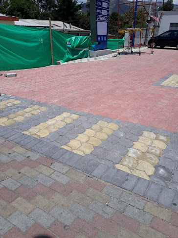 Avenida General Enriquez 2310,Quito, Quito