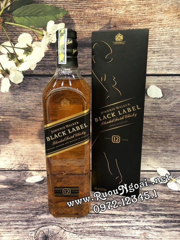 Rượu Johnnie Walker Black Label - “Đỉnh Everest của whisky thượng hạng”