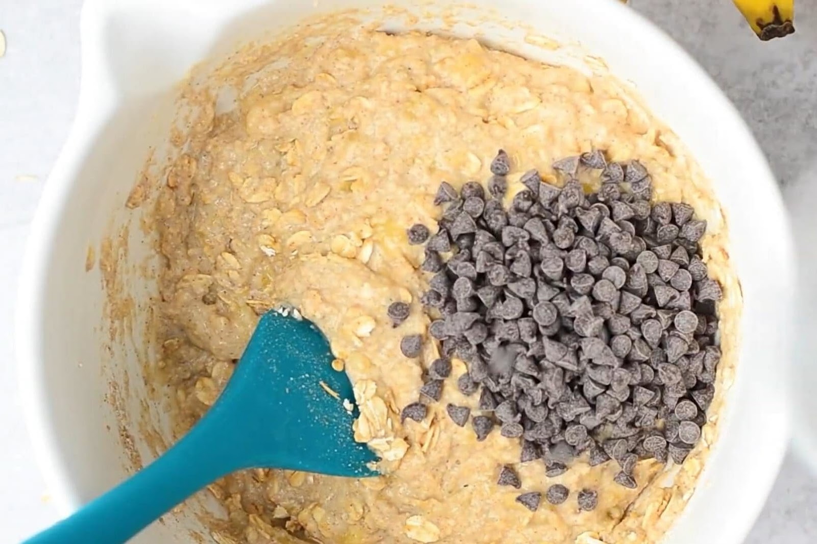 chocolate chips with oats