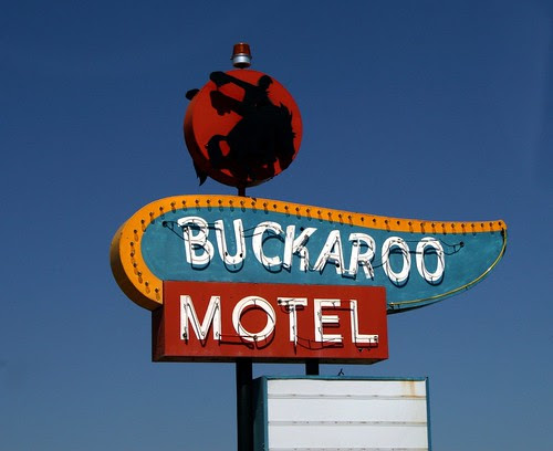 the buckaroo motel neon sign