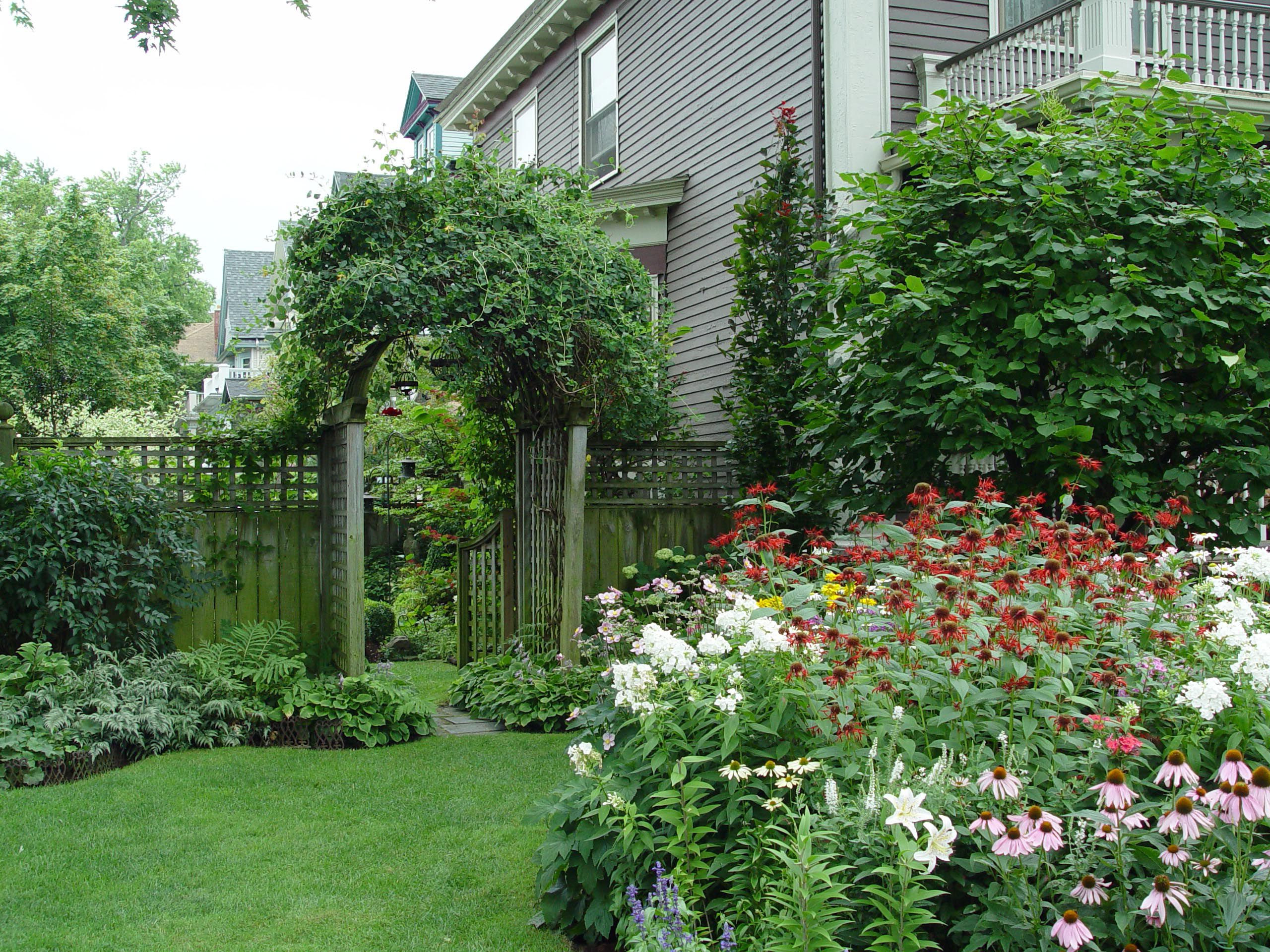 Great Landscaping Ideas For Regular People From A Design Expert Pennlive Com