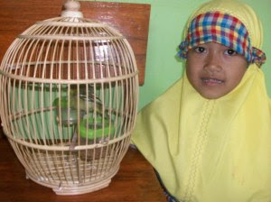 hilya feat kiki Ada Banyak Binatang di Kelasku ^_^