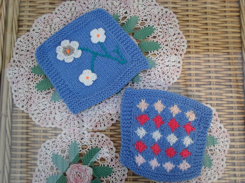 Gorgeous Knitted Squares! I think a 'Grow me a Garden one! bonsall what do you think?