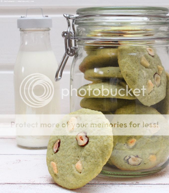 http://i402.photobucket.com/albums/pp103/Sushiina/cityglam/cityglam001/matchacookies4_zps84032de1.jpg