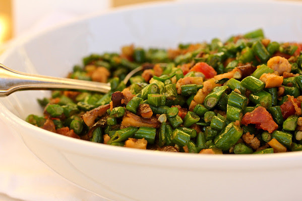 Spicy Long Beans with Sausage and Mushrooms