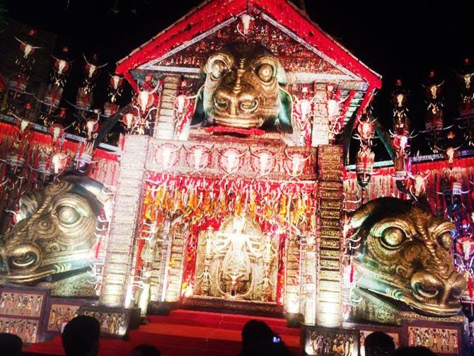 Durga Puja : Stunning, creative pics from the pandals in West Bengal IMAGES, GIF, ANIMATED GIF, WALLPAPER, STICKER FOR WHATSAPP & FACEBOOK