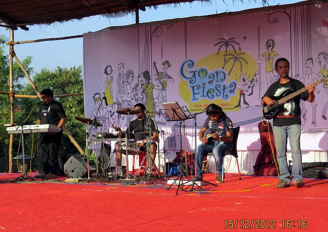 Live Band at Mont Vert Vesta, Urawade Pirangut, Goan Fiesta 15th & 16th December 2012