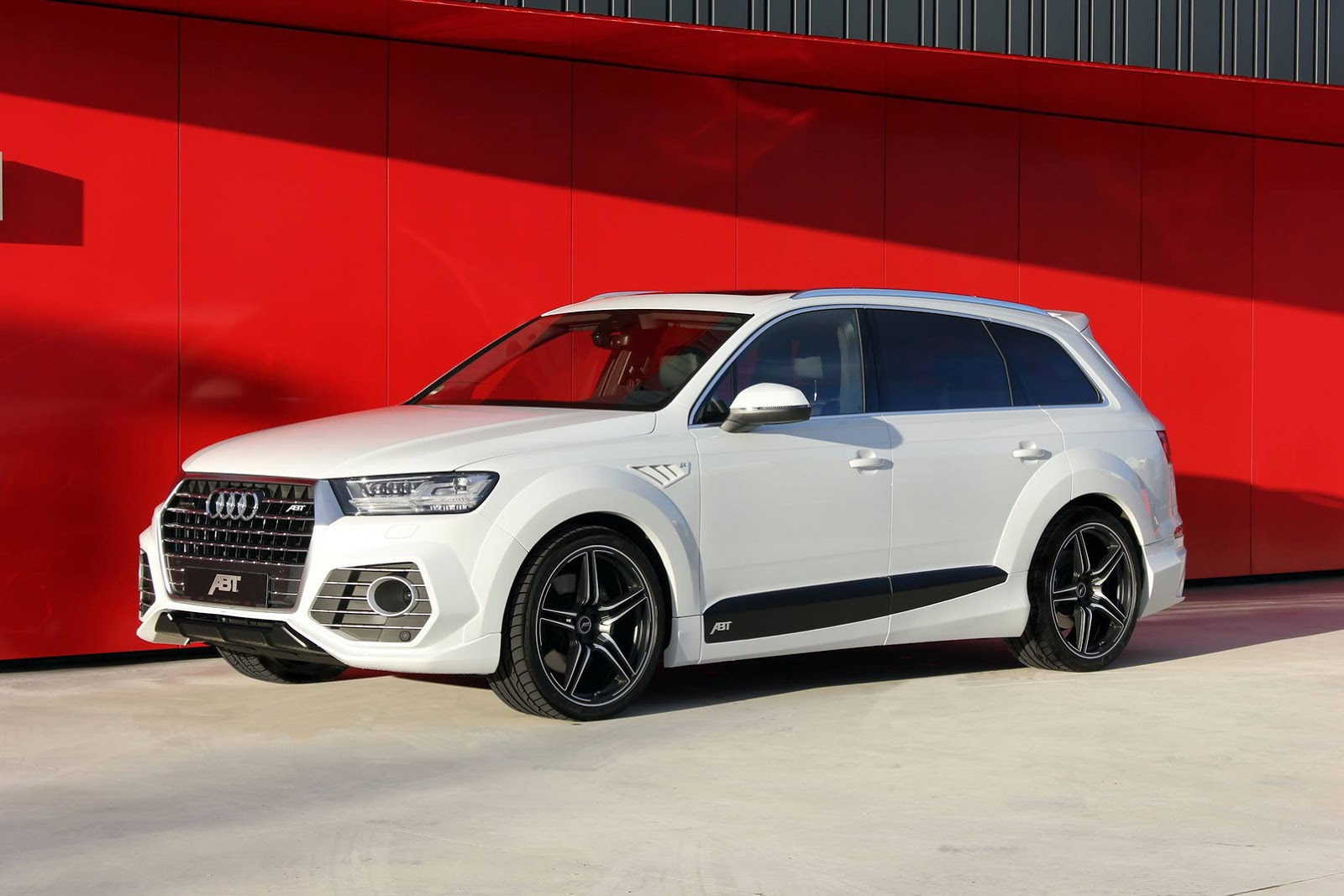 Audi Tuning: ABT\u002639;s Audi QS7 is one mean looking Q7 Audi Tuning: ABT\u002639;s Audi QS7 is one mean looking Q7