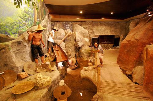 Tin mining diorama
