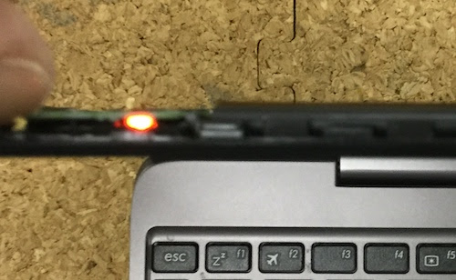 優れた Hp 電源ランプ 白 点滅 写真と画像