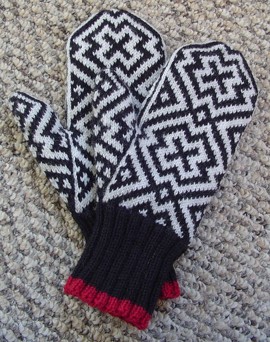 Sage's hat and mitten set - mittens