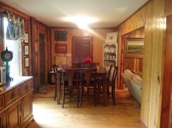 2013 04 26 18.19.341 600x448 The Power of Paint Amazing Wood Paneling Makeover
