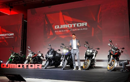 EL GIGANTE QJMOTOR LLEGÓ A ARGENTINA CON UN FUERTE LINEUP DE MODELOS Y GRAN  DIFERENCIAL EN GARANTÍA Y POSVENTA – Revista Rojo