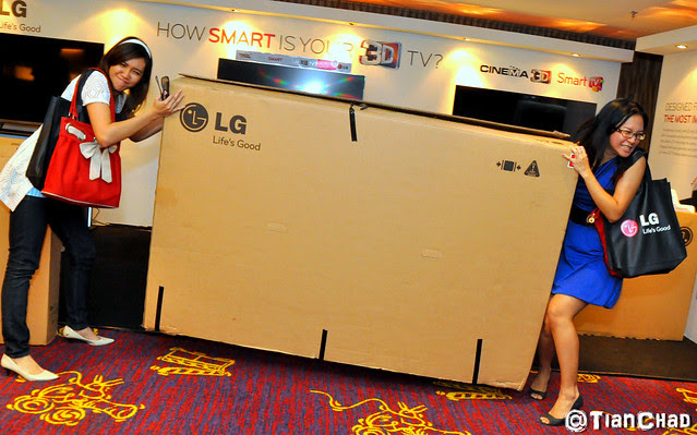 LG CINEMA 3D SMART TV Nuffnang Party - Super Real 3D