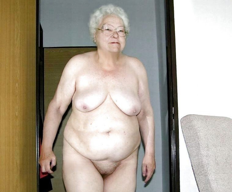Pics of old naked women