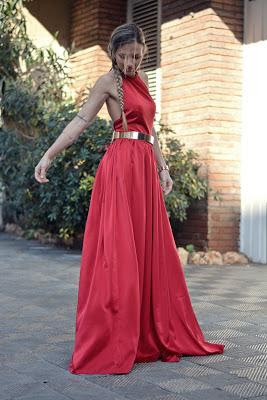 RED DRESS BY SATINE ROSÉ RED DRESS BY SATINE ROSÉ