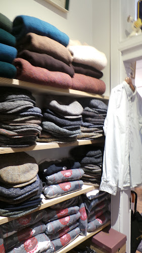 Reviews of John Simons in London - Clothing store