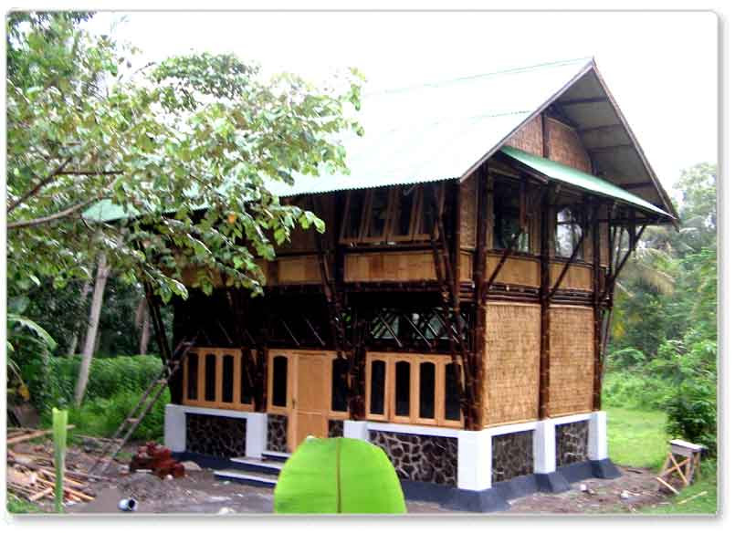 Desain Rumah Semi Tradisional Feed News Indonesia Green Arsitektur Bambu