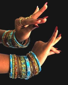 bharatanatyam_mudra_by_madzindia bharatanatyam_mudra_by_madzindia