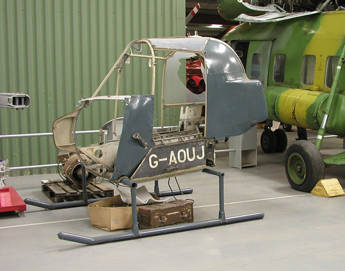 G-AOUJ