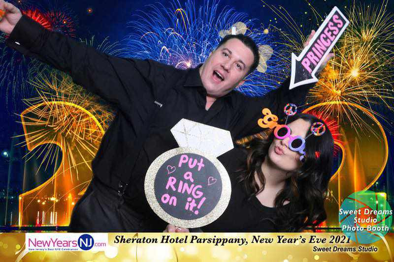 photo booth rental New Years party entertainment NJ Marriott Sheraton Hotel Parsippany