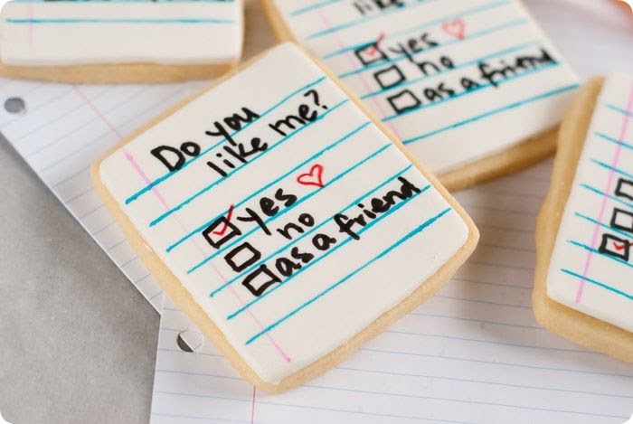 "do you like me" note cookies...simple and easy to make...perfect for valentine's day! 