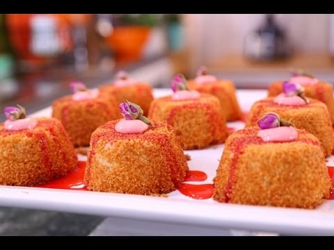 وصفات رمضان فيديو طريقة تحضير بسبوسة الورد من مطبخ منال العالم